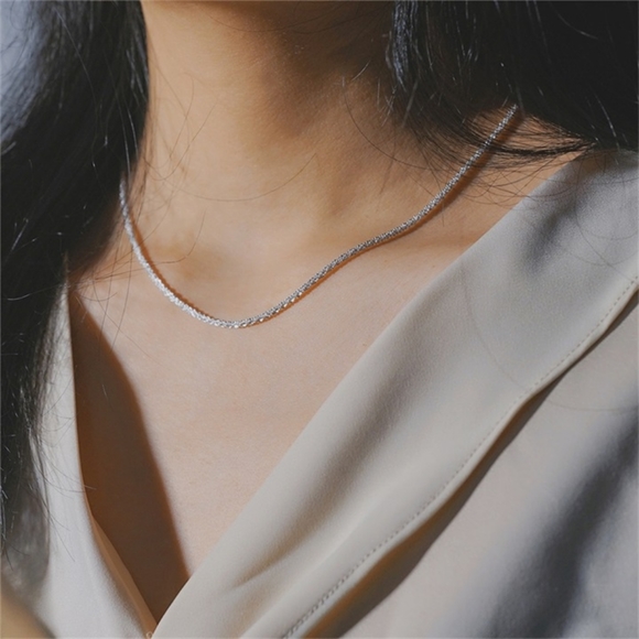 Sparkling Clavicle Chain Choker Necklace - Picture 2 of 6